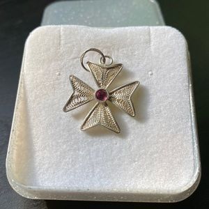 925 Filigree Maltese Cross
